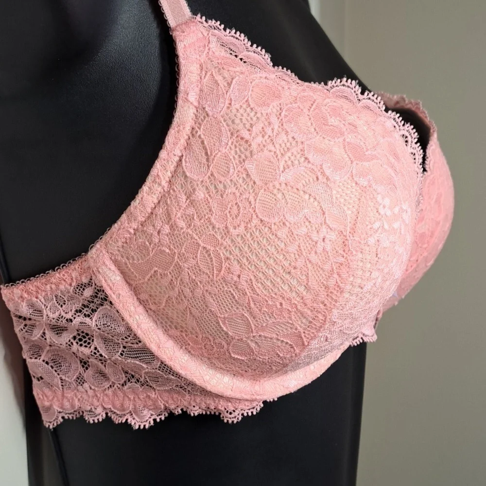 Victoria's Secret Push up lace padded bra size 34C - Picture 2 of 13